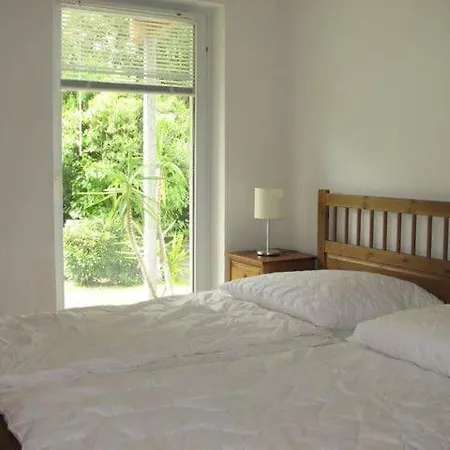 Appartement 3-raum-wohnung Mit Garten Strandlage In *